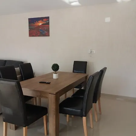 Vendégház Casa Orhideea 3*