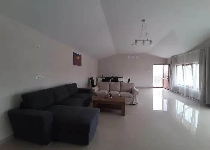 Casa Orhideea 3*