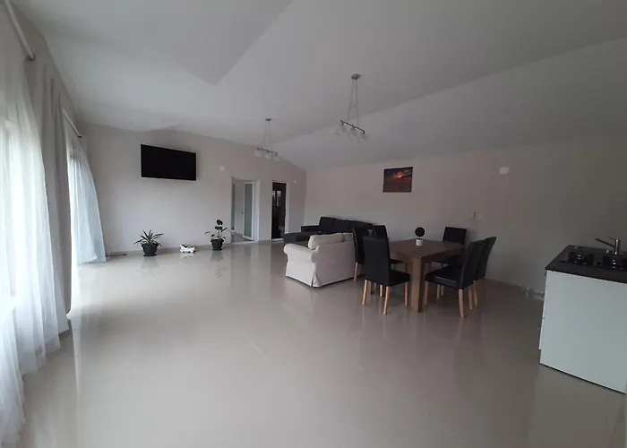 Casa Orhideea Pensiune